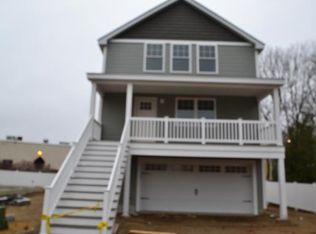 8 Charron Cir, Exeter, NH 03833