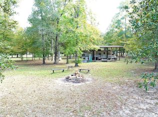 630 Hillbilly Heaven Rd, Livingston, TX 77351