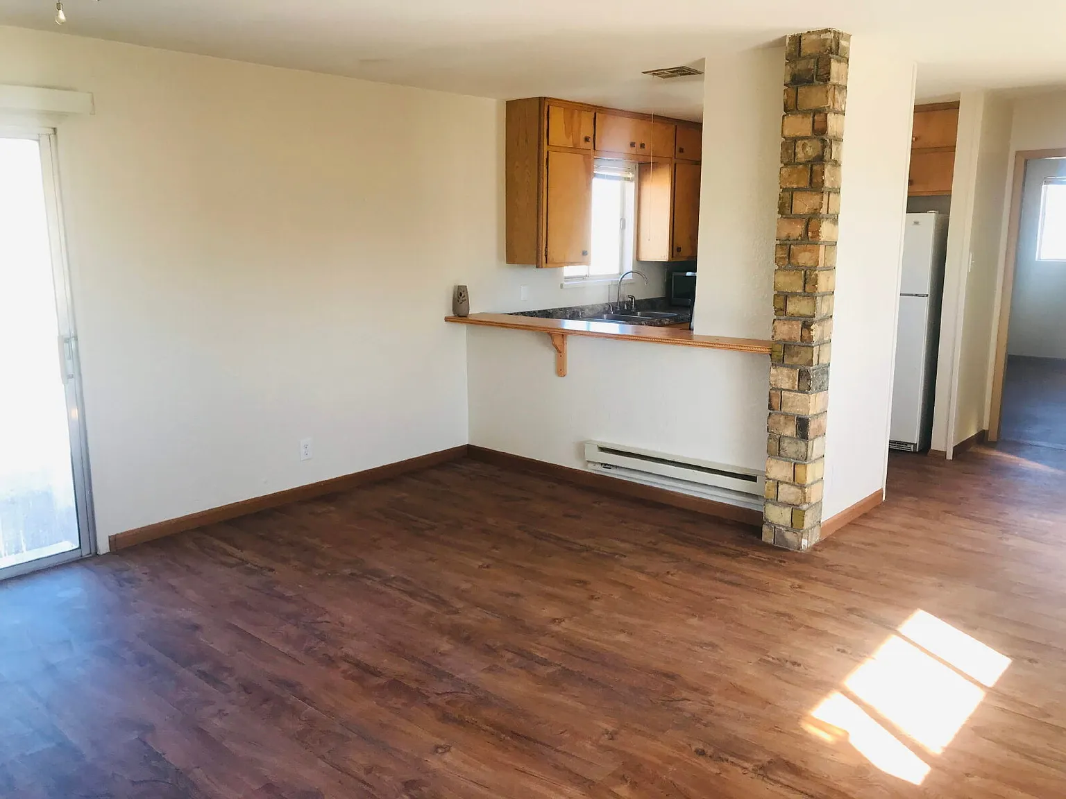 1 bed, 1.0 bath, 362 sqft, $1,200 — Photo 4