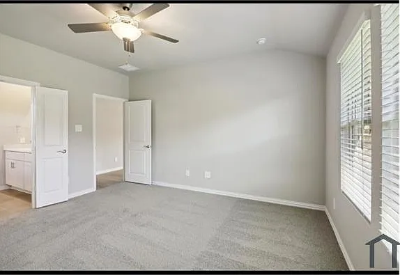 6208 Castamere Dr — Photo 26