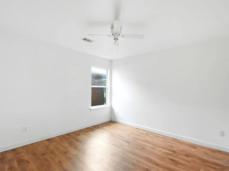 111 Thunder Basin Dr — Photo 31
