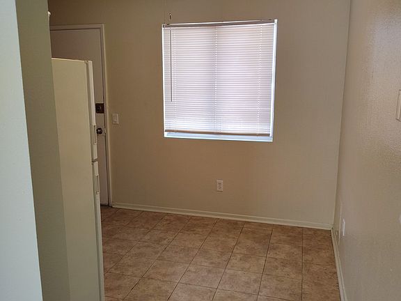 2nd image of 5228 Adobe Rd APT O