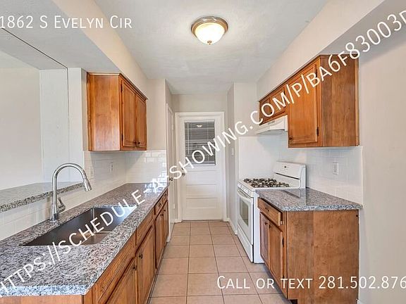 5th image of 11862 S Evelyn Cir