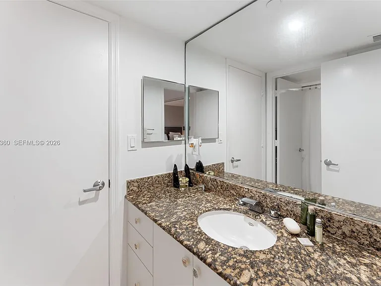 6917 Collins Ave #607 — Photo 16