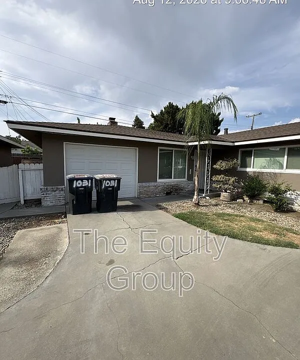1031 W Tulare Ave