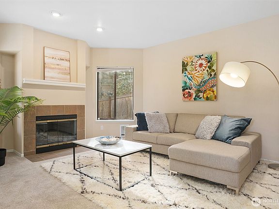 5th image of 9009 Avondale Road NE #J120