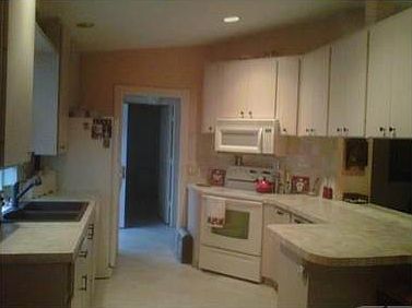 4th image of 1717 SW Waterfall Blvd
