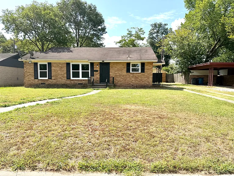 2913 W 4th Ave — Photo 1