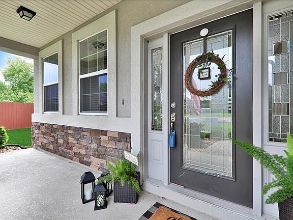 2nd image of 179 Scarlet Rose Ln