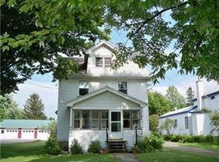 3688 Walworth Rd, Walworth, NY 14568