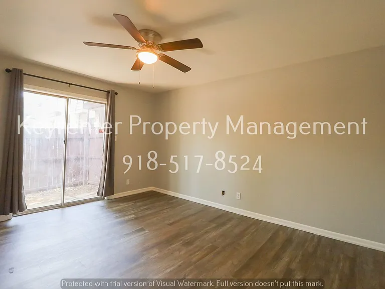 4329 E 68th St #507 — Photo 14