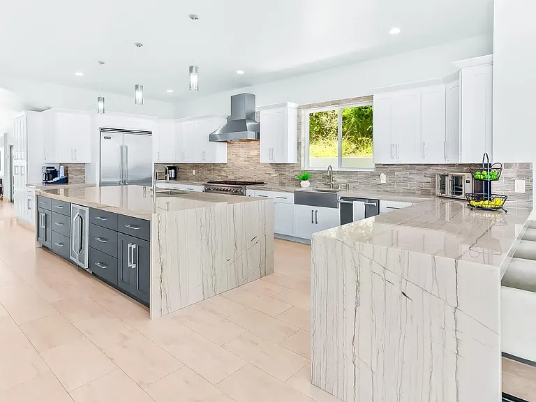 7256 Rue Michael — Photo 35