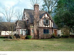 75 Overwood Rd, Akron, OH 44313