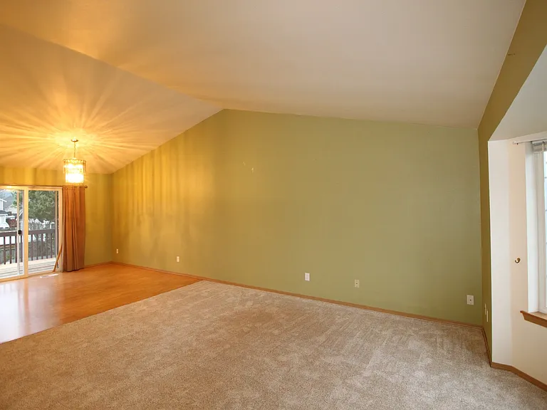 1520 SW 9th Ave — Photo 4