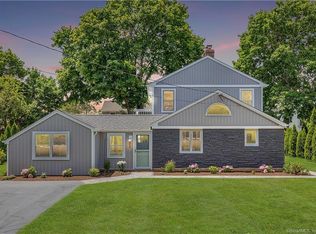 23 Park Ave, Old Saybrook, CT 06475