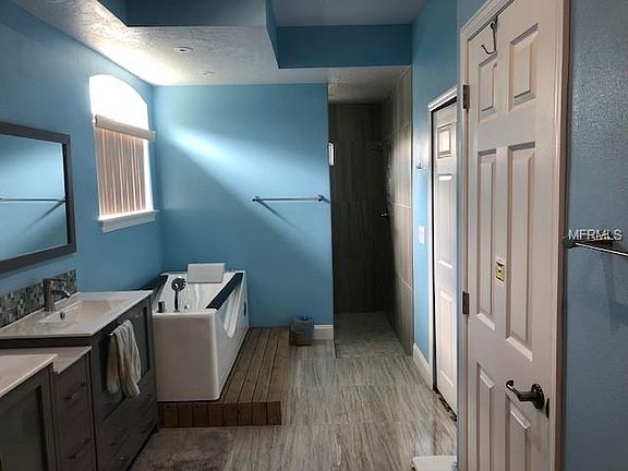4th image of 14742 Braddock Oak Dr