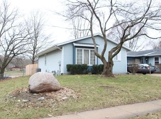 1601 Diamond Ct NE, Grand Rapids, MI