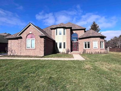 13575 Towering Oaks Dr, Shelby Township, MI, 48315