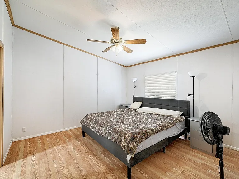 7807 Williamson Creek Dr — Photo 8