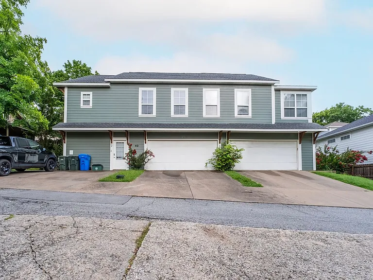 40 E Maple St #3 — Photo 16