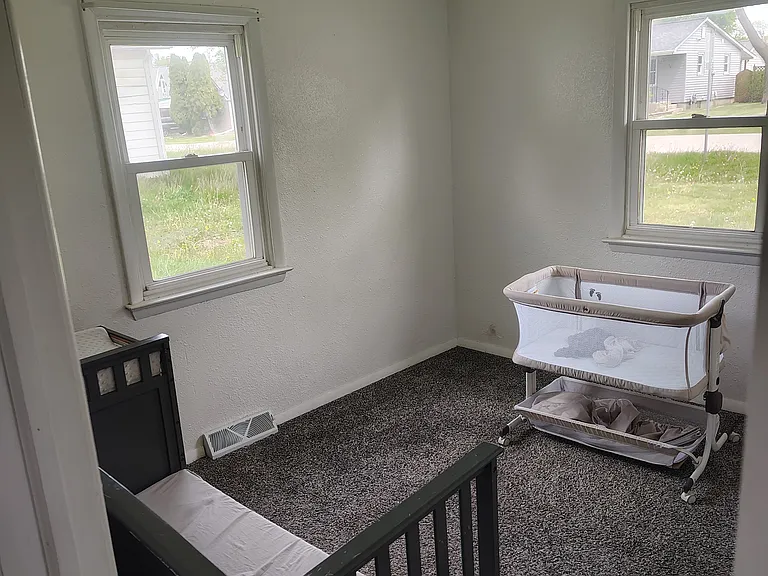 306 Birch Ave #306 — Photo 16
