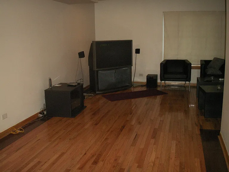2836 N Damen Ave #2 — Photo 18