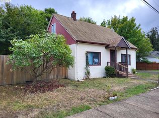 347 NE Oak St, Sheridan, OR