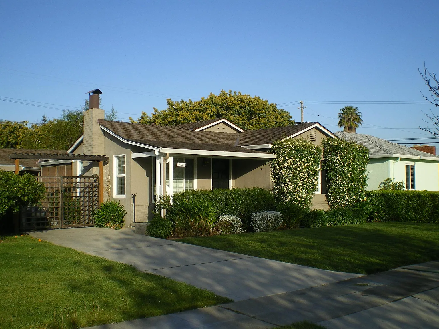 1269 Prevost St photo 1