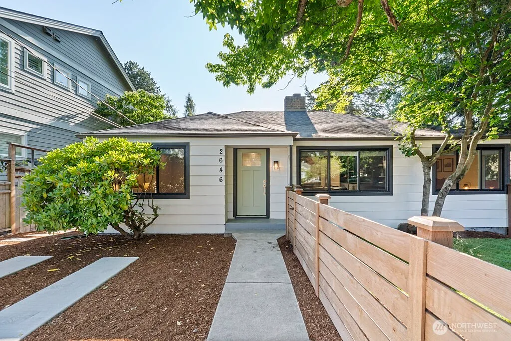 2646 34th Avenue W photo 1