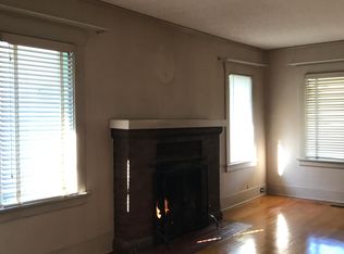 6516 Woodlawn Ave N, Seattle, WA 98103
