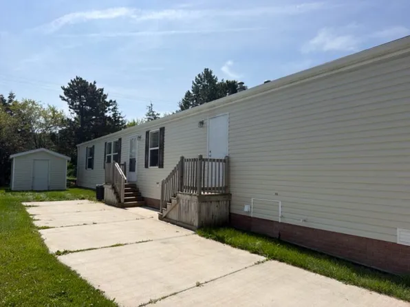 59352 Cary Ln #89, New Haven, MI 48048