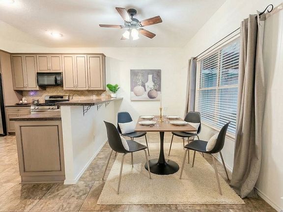 4th image of 4 Aubrey Ct