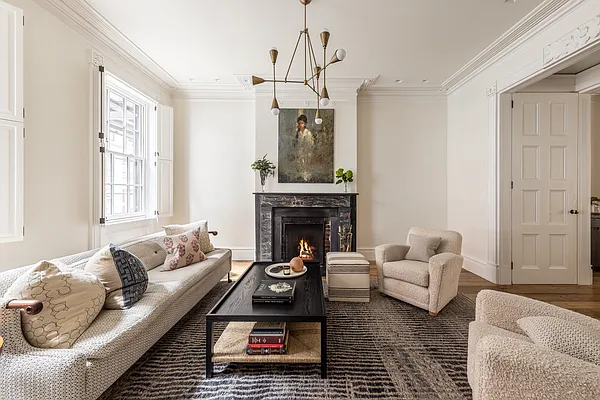 Sold by Compass | media 3