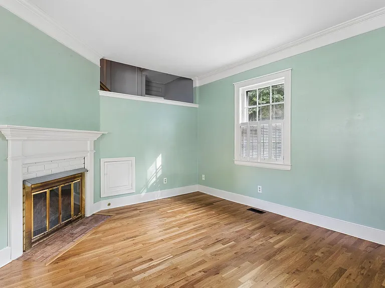 85 Hopkins St — Photo 3
