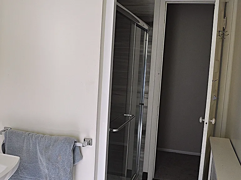 44 N Pine Ave #2F — Photo 14