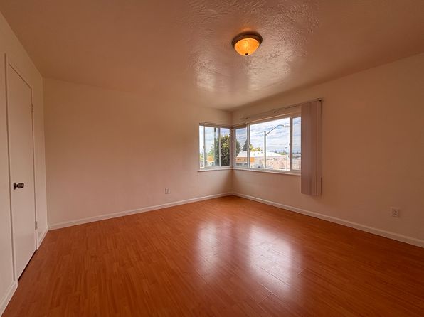 8634 Macarthur Blvd #86234