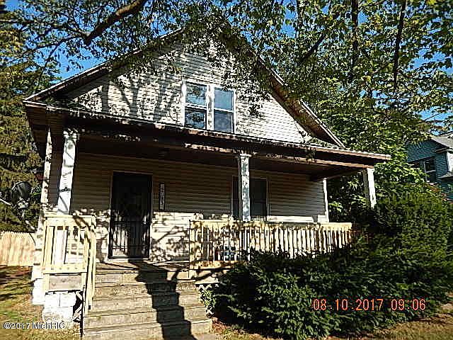 1st image of 2083 Bourdon St