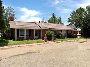 901 Madison Ave, Amherst, TX 79312