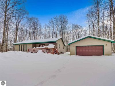 4194 Staceywood Cir, Bellaire, MI, 49615