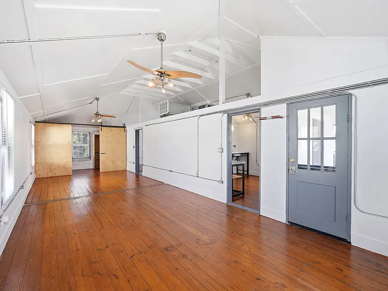 127 Clay St #2 — Photo 8