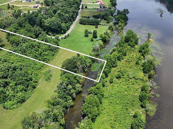 2nd image of 8 Holston Shores Dr