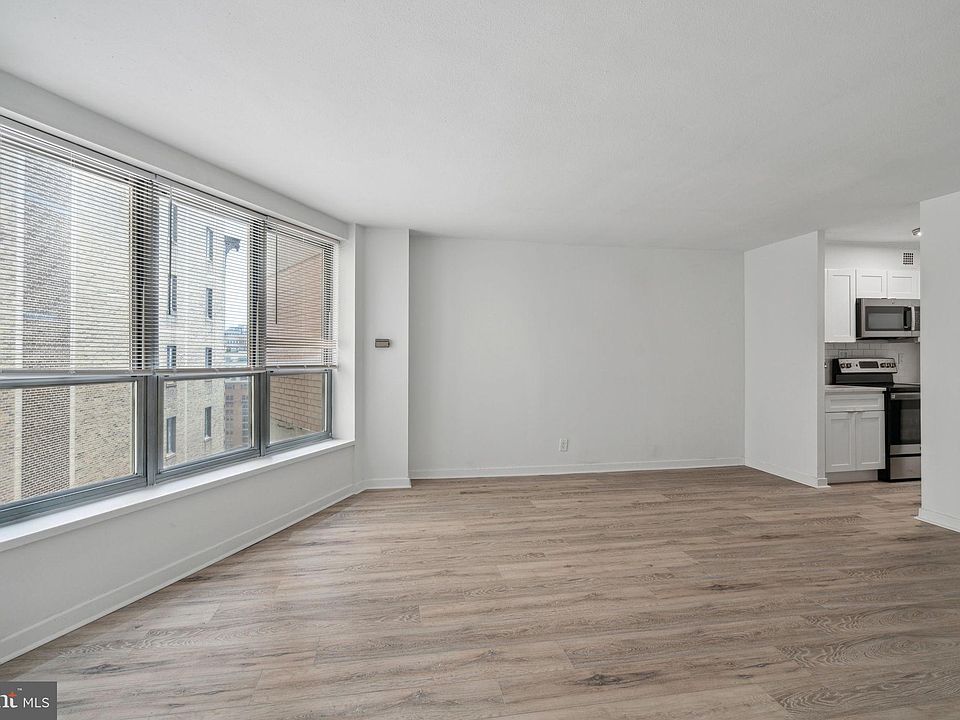 1st image of 224 W Rittenhouse Sq #30-2602