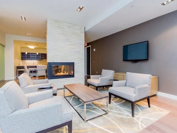 43 Westland Ave Unit 403, Boston, MA 02115