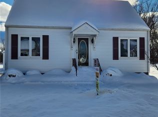 91 E Milnor Ave, Lackawanna, NY 14218