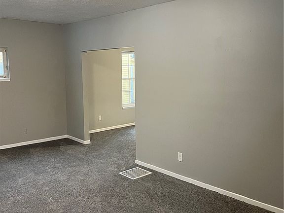 4th image of 9514 Kirkwood Ave