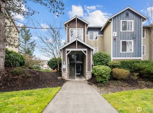 710 240th Way SE UNIT F301, Sammamish, WA