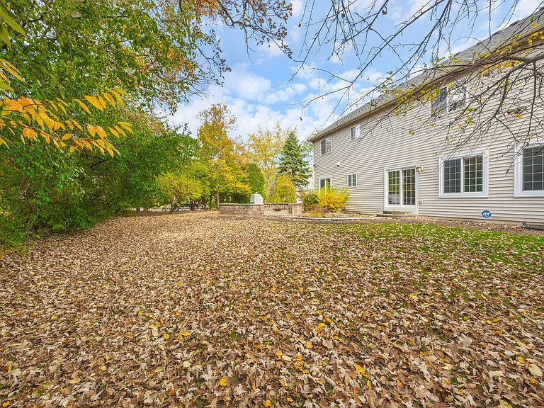 722 Aster Dr — Photo 35