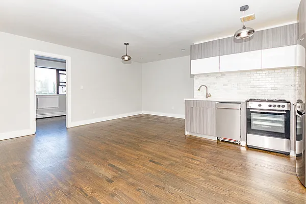 Rented by MySpaceNYC | media 2