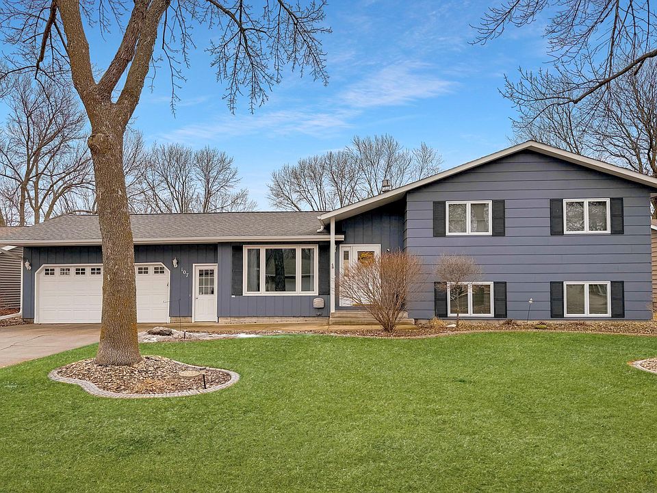 1st image of 107 Donita Ave