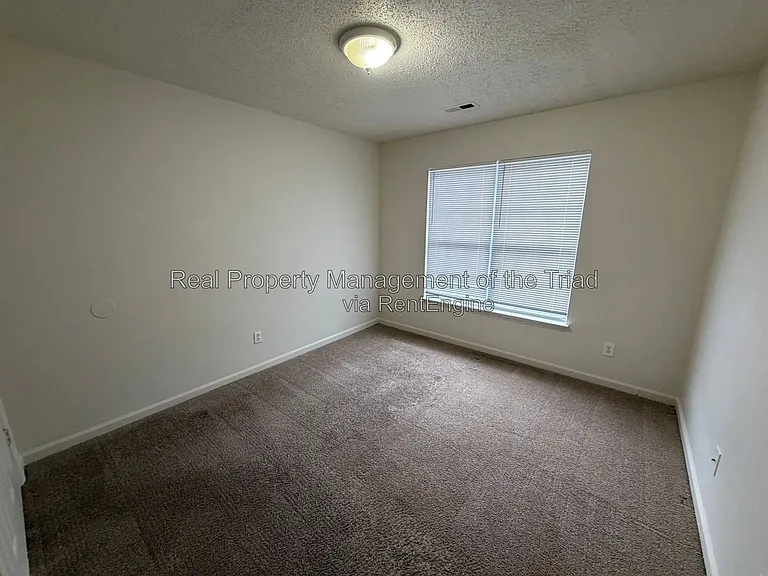 1500 Gatewood Ave #122 — Photo 13